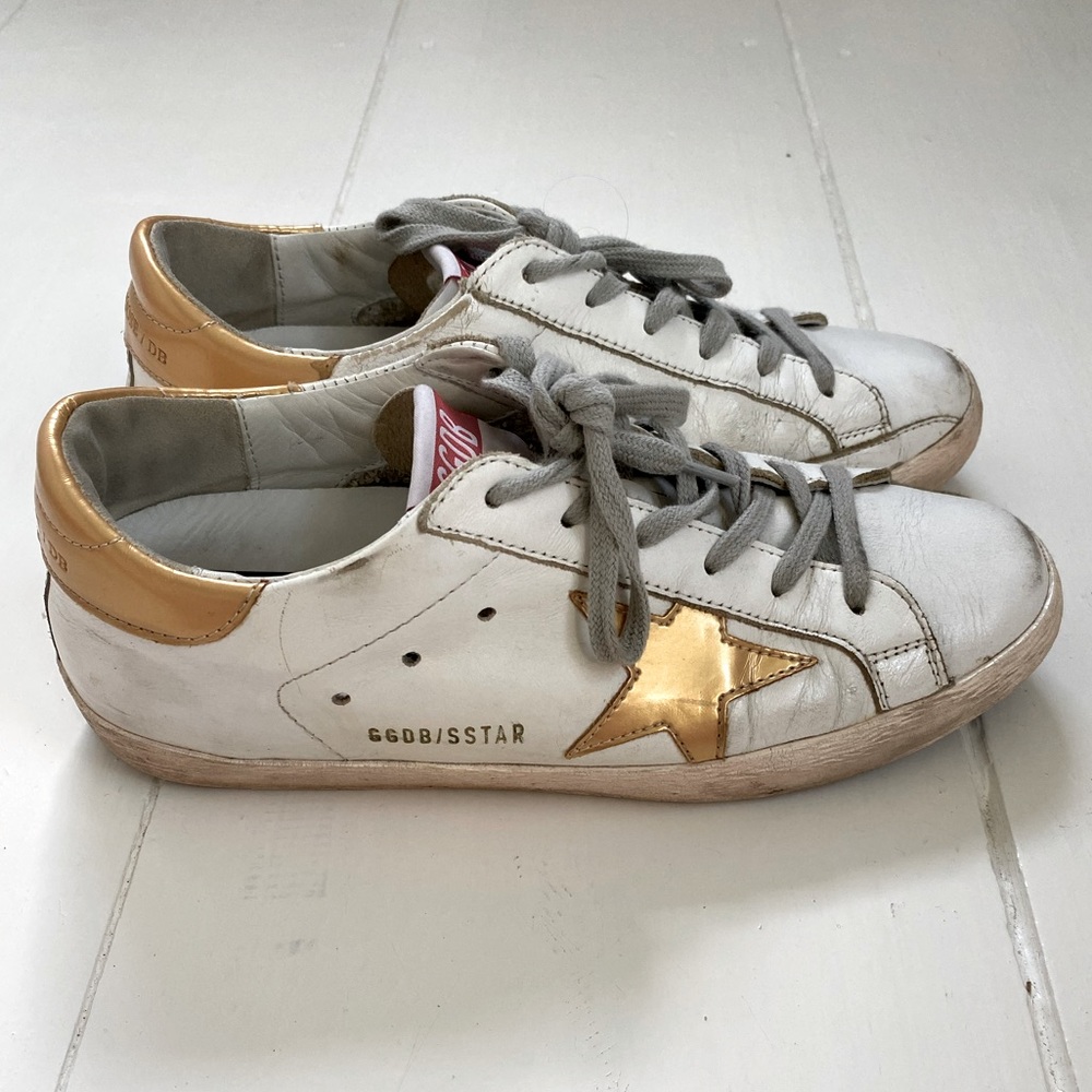 ⭐️ Golden Goose size 7 ⭐️ Gold Stars ⭐️ VGUC